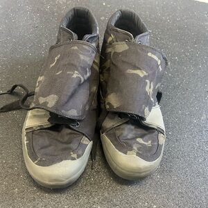 Airwalk Firebird Skydiving Collab Vic Smoke Multicam Black size 11.5